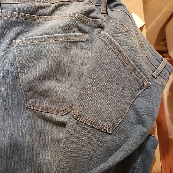 Pants - Picture 5 of 7